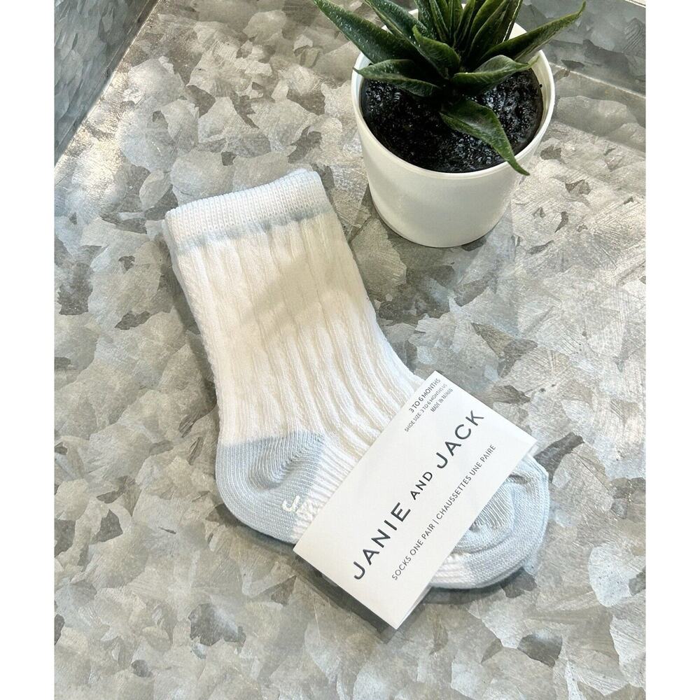 Janie and Jack Baby Boys 3-6 Months Cable Knit‎ Ribbed Crew Socks in White/Blue